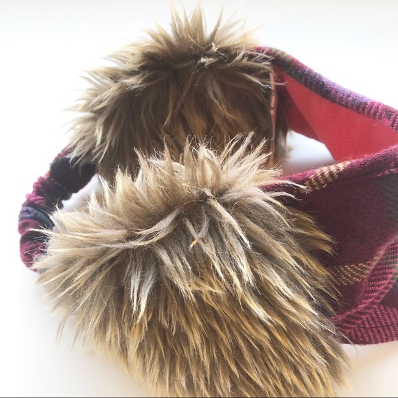 2% Ear Muff Visor - Picture 2 of 7